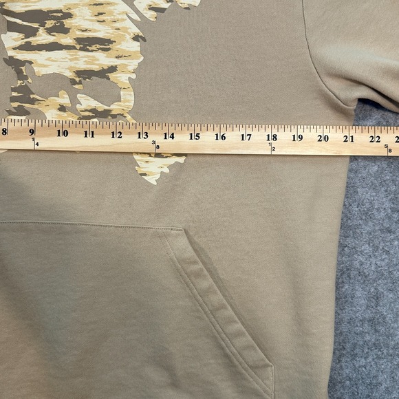 Oakley Hoodie Sweatshirt Mens M Tan Skull and Crossbones Graphic Camo Skate Surf - Picture 6 of 9